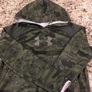 UA Girls L hooded sweatshirt